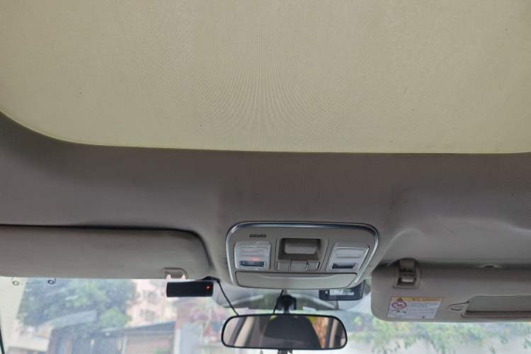 Used Geely Auto Emgrand X7 Sport 2016 2.0L Manual Smart Connect Version
