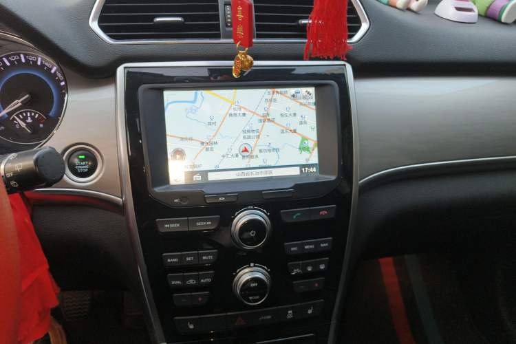 Used Haval H2 2017 Red-Label 1.5T Manual Two-Wheel Drive Luxury Model