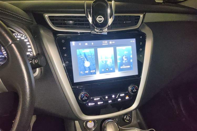 Used Nissan Murano 2021 2.5L XL Two-Wheel Drive Smart Connect Luxury Edition
