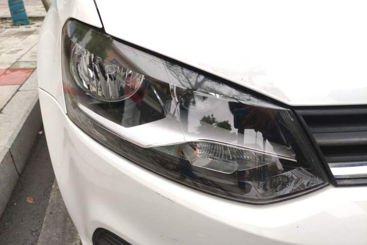 Used Volkswagen Polo 2018 1.5L Automatic Advanced Driving Model Right Front Headlight