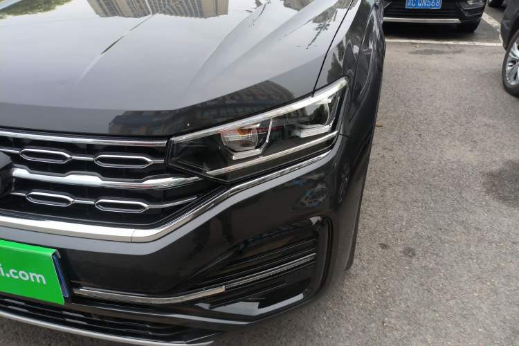 Used Volkswagen Tayron 2020 380TSI All-Wheel Drive R-Line Connected Version