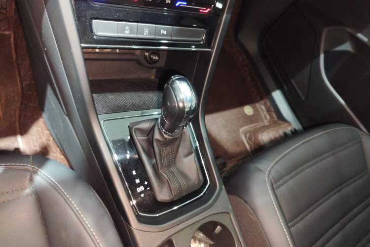 Used Volkswagen Touran 2021 Touran L 280TSI DSG Comfort Edition 7 Seats