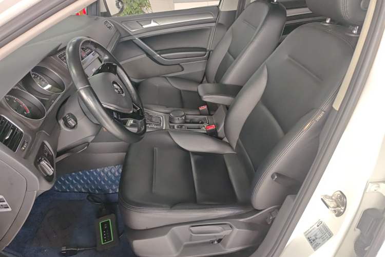 Used Volkswagen Golf 2015 1.6L Automatic Comfort Model
