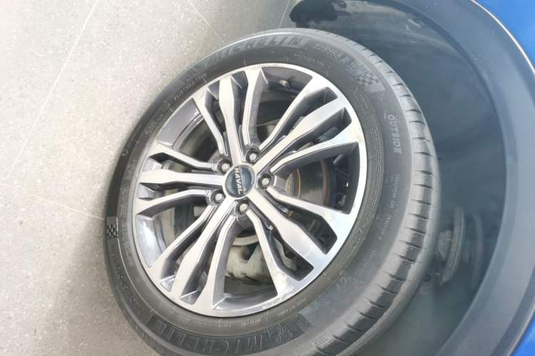 Used Haval F7 2019 2.0T Four-Wheel Drive iJoy China V Standard Right Front Wheel Hub