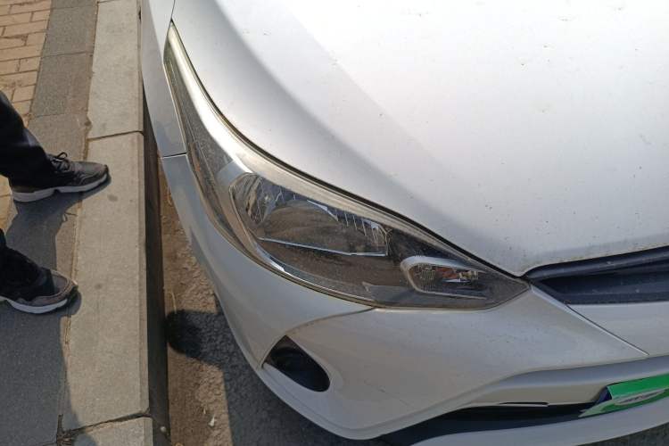 Used Toyota YARiS L Zhi Xiang 2017 1.5E CVT Dynamic Edition Right Front Headlight