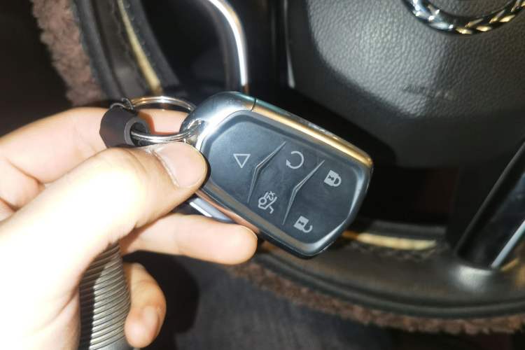 Used Cadillac SRX 2013 3.0L Comfort Model
