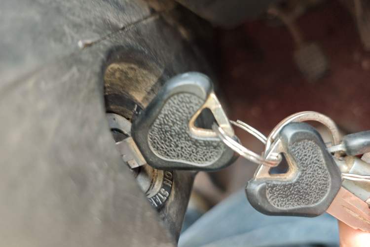 Used Wuling Zhiguang 2015 1.2L Practical LS-I Model
