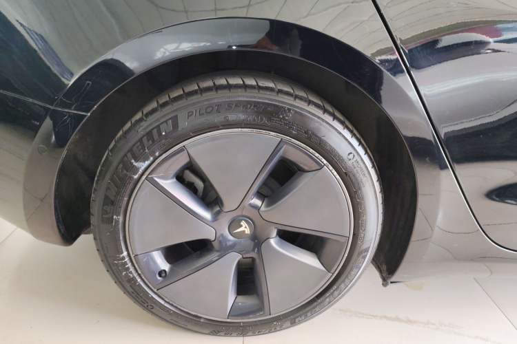 Used Tesla Model 3 2021 Standard Range Rear-Wheel Drive Upgraded Version 3D6 Right Rear Wheel Hub
