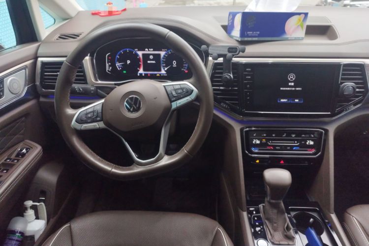 Used Volkswagen Viloran 2020 380TSI Prestige Edition
