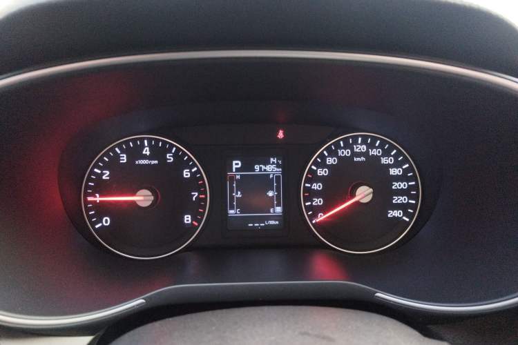 Used Kia KX3 2015 1.6T Automatic Two-Wheel Drive DLX Odometer Close Up