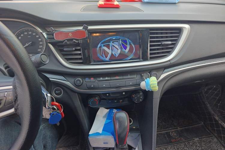 Used Buick GT 2021 Revised Version Flagship 1.5L Automatic Elite Edition Audio And AC Panel