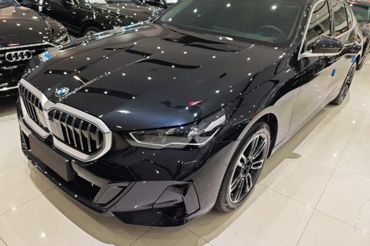 Used BMW 5 Series 2026 530Li Leading M Sport Package