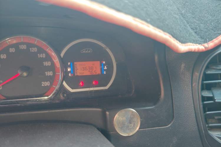 Used FORTHING Lingzhi 2015 M5 Q7 2.0L 7-seat Long-Wheelbase Comfort Model
