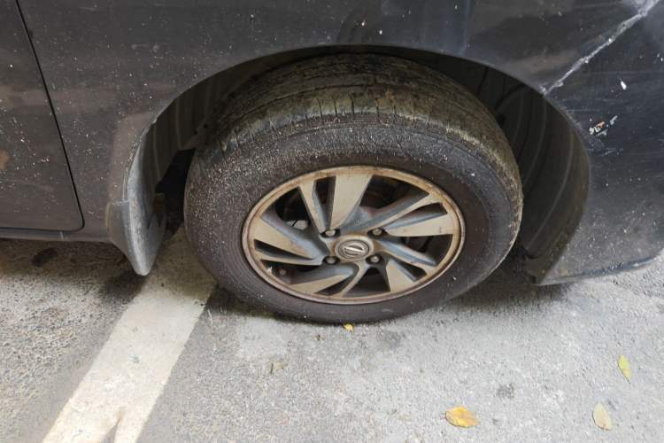 Used Nissan NV200 2014 1.6L CVT Zunya Model China IV Standard Right Front Wheel Hub