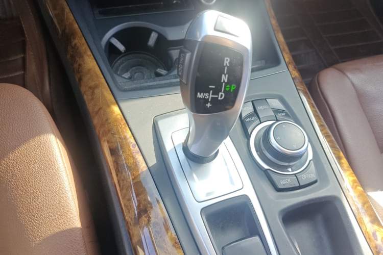 Used BMW X5 2013 xDrive35i Luxury Model Gear Lever