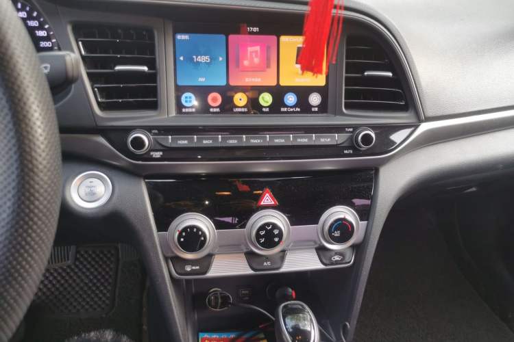 Used Hyundai Elantra (6th Generation / Lingdong) 2019 1.5L CVT ZhiXuan – Elite Version Audio And AC Panel