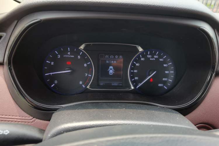 Used CHANGAN Lingxuan 2017 1.5T Manual Joyful & Happy Model Instrument Cluster