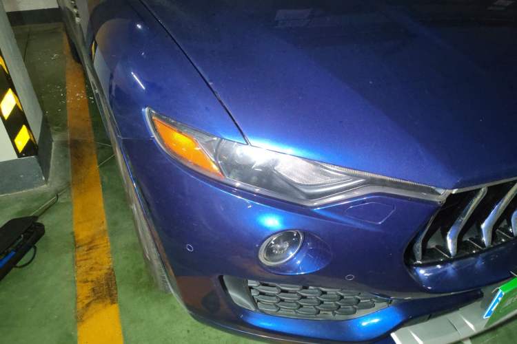 Used Maserati Levante  Right Front Headlight
