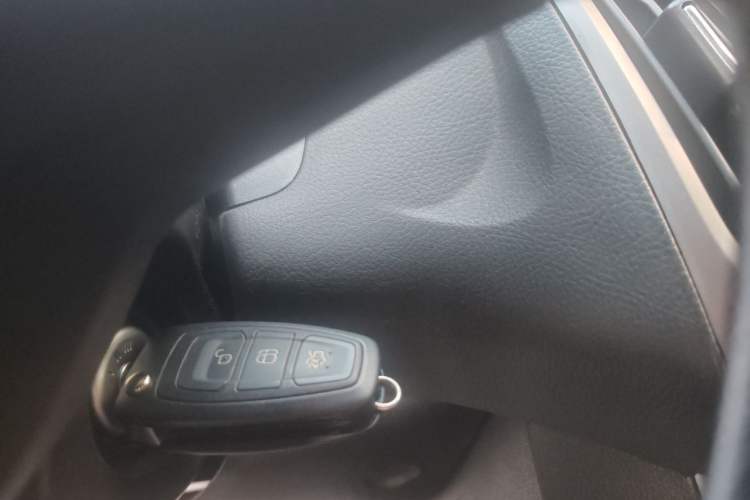 Used Ford Focus 2012 Hatchback 1.6L Automatic Fashion Edition
