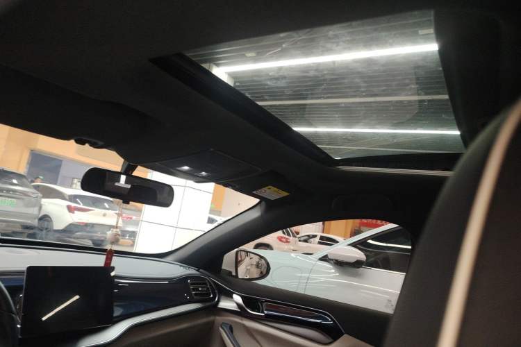 Used BYD Qin PLUS 2023 Champion Edition EV 420KM Superior Model Headliner