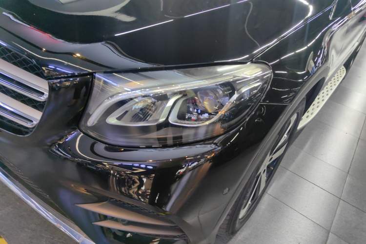 Used Mercedes-Benz GLC 2018 Facelift GLC 260 4MATIC Luxury Edition Left Front Headlight