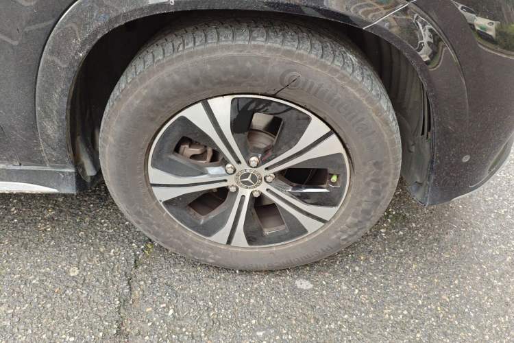 Used Mercedes-Benz GLE 2024 GLE 350 4MATIC Dynamic Edition Right Front Wheel Hub