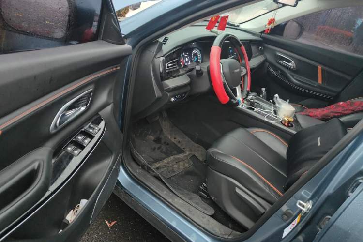 Used CHANGAN OSHAN X7 PLUS 2022 1.5T Blue Whale Edition Automatic Luxury Trim
