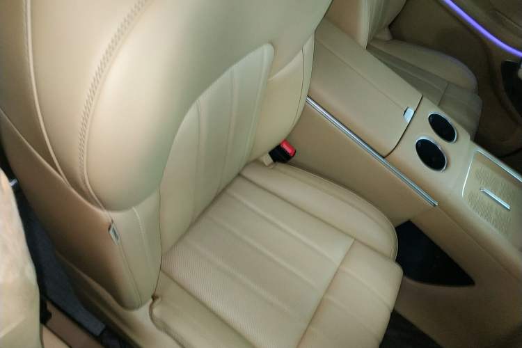 Used VOYAH Dream 2025 PHEV Four-Wheel Drive Prestige Qiankun Edition