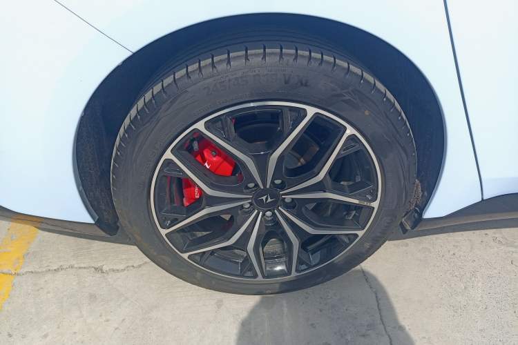 Used Dongfeng eπ eπ007 2025 Model Pure-Electric 565 All-Wheel-Drive Max Leading Edition