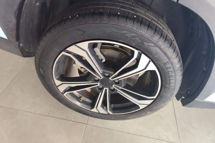 Used Geely Galaxy L7 2023 1.5T 115 km MAX