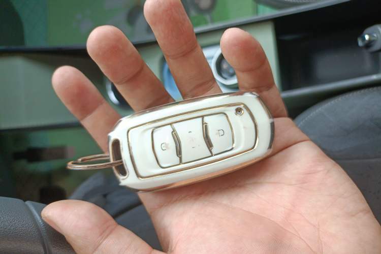 Used Geely Galaxy Panda 2024 Panda Mini 200km Longteng PRO Edition Vehicle Key