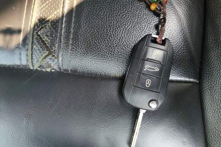 Used Peugeot 3008 2015 1.6THP Automatic Prestige Edition