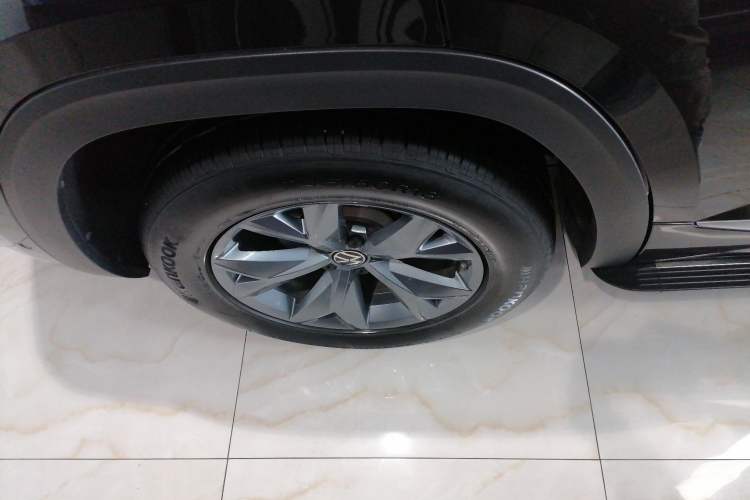 Used Volkswagen Teramont X 2021 380TSI Four-Wheel Drive Luxury Edition Right Rear Wheel Hub