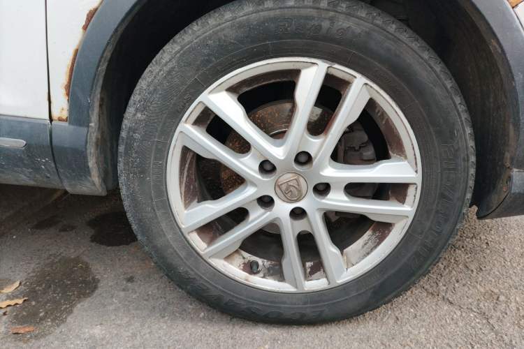 Used Baojun 560 2015 1.8L Manual Elite Edition