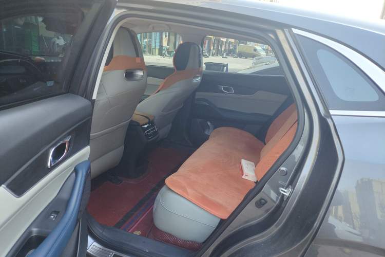 Used Changan UNI-K iDD 2022 Blue Whale iDD 130km 1.5T Excellence Model