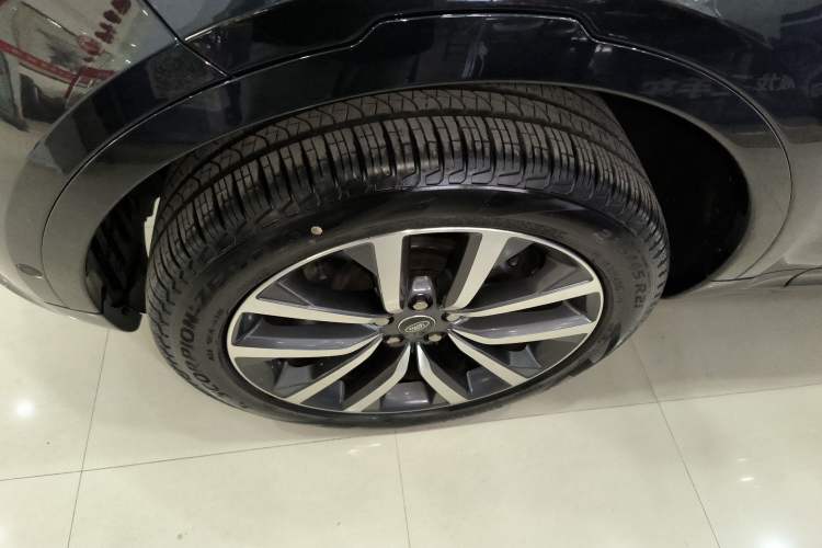 Used Land Rover Discovery 2023 Restyled 360 PS R-Dynamic SE