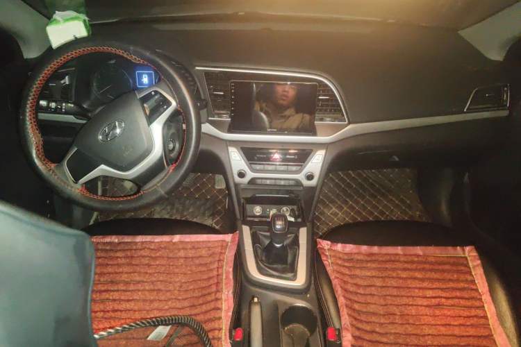 Used Hyundai Elantra (6th Generation / Lingdong) 2016 1.6L Manual ZhiXuan·Youth Edition
