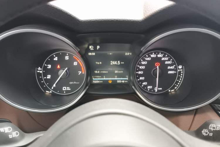 Used Alfa Romeo Stelvio 2017 2.0T 200HP Luxury Edition