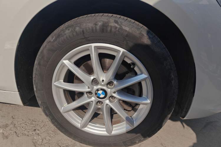 Used BMW 2 Series Active Tourer 2018 218i Fashion Model Right Front Wheel Hub