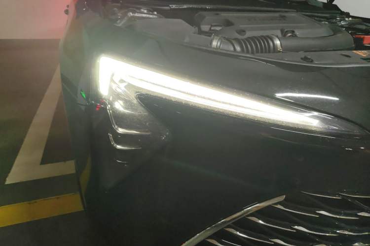 Used Buick LaCrosse 2024 Avia Edition Right Front Headlight