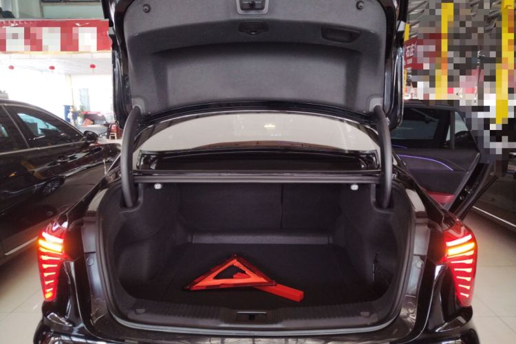 Used Hongqi H5 2024 1.5T DCT Smart Connect Flagship Edition
