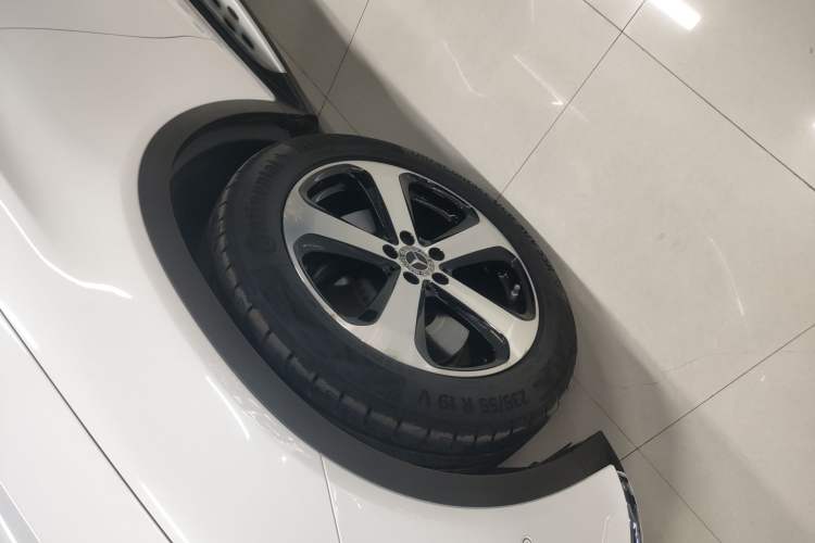 Used Mercedes-Benz GLC 2018 GLC 260 4MATIC Luxury Model
