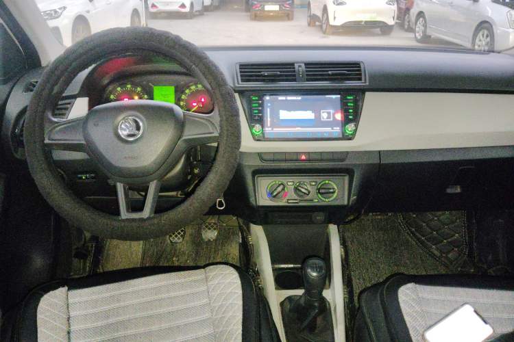 Used Skoda Fabia 2015 1.4L Manual Front-Wheel Drive Model
