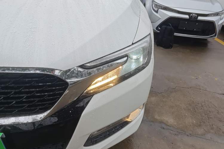 Used DS 5LS 2016 1.6T Comfort Edition THP160
