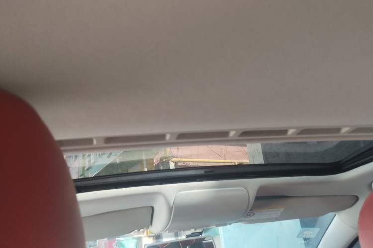 Used Volkswagen Polo 2016 1.6L Automatic Comfort Model