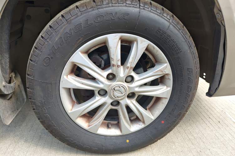 Used FORTHING Lingzhi 2019 M5 1.6L Exclusive Edition 7-Seater
