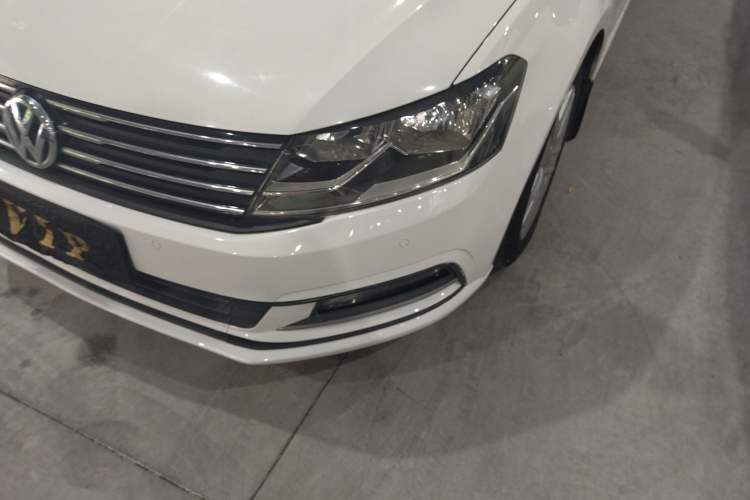 Used Volkswagen Gran Lavida 2017 180TSI DSG Comfort Edition Left Front Headlight