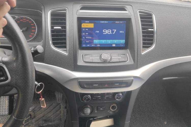 Used Geely Auto Vision 2015 1.5L Manual Happiness Edition