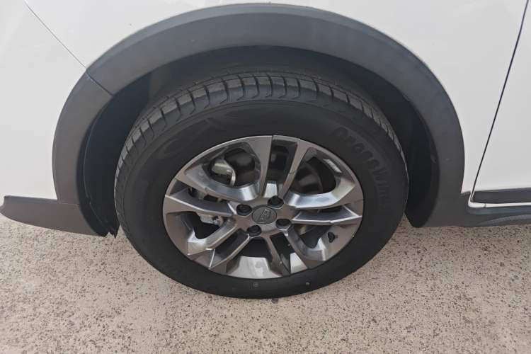 Used Geely Auto Vision X3 2020 1.5L CVT Luxury Model
