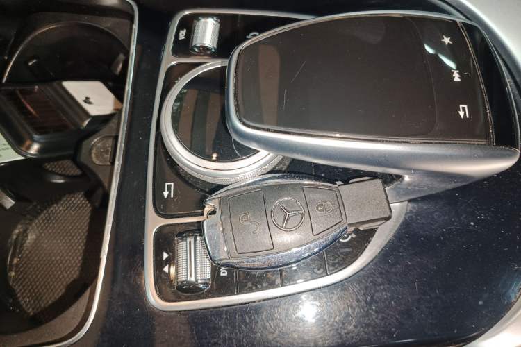 Used Mercedes-Benz GLC 2017 GLC 200 4MATIC
